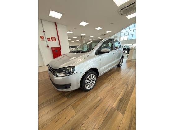 VOLKSWAGEN FOX 1.6 MI 8V FLEX 4P MANUAL
